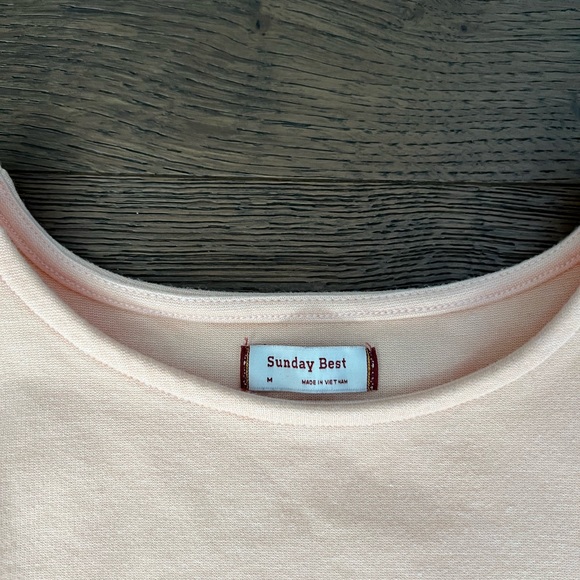 Sundays best halter top - Picture 2 of 3